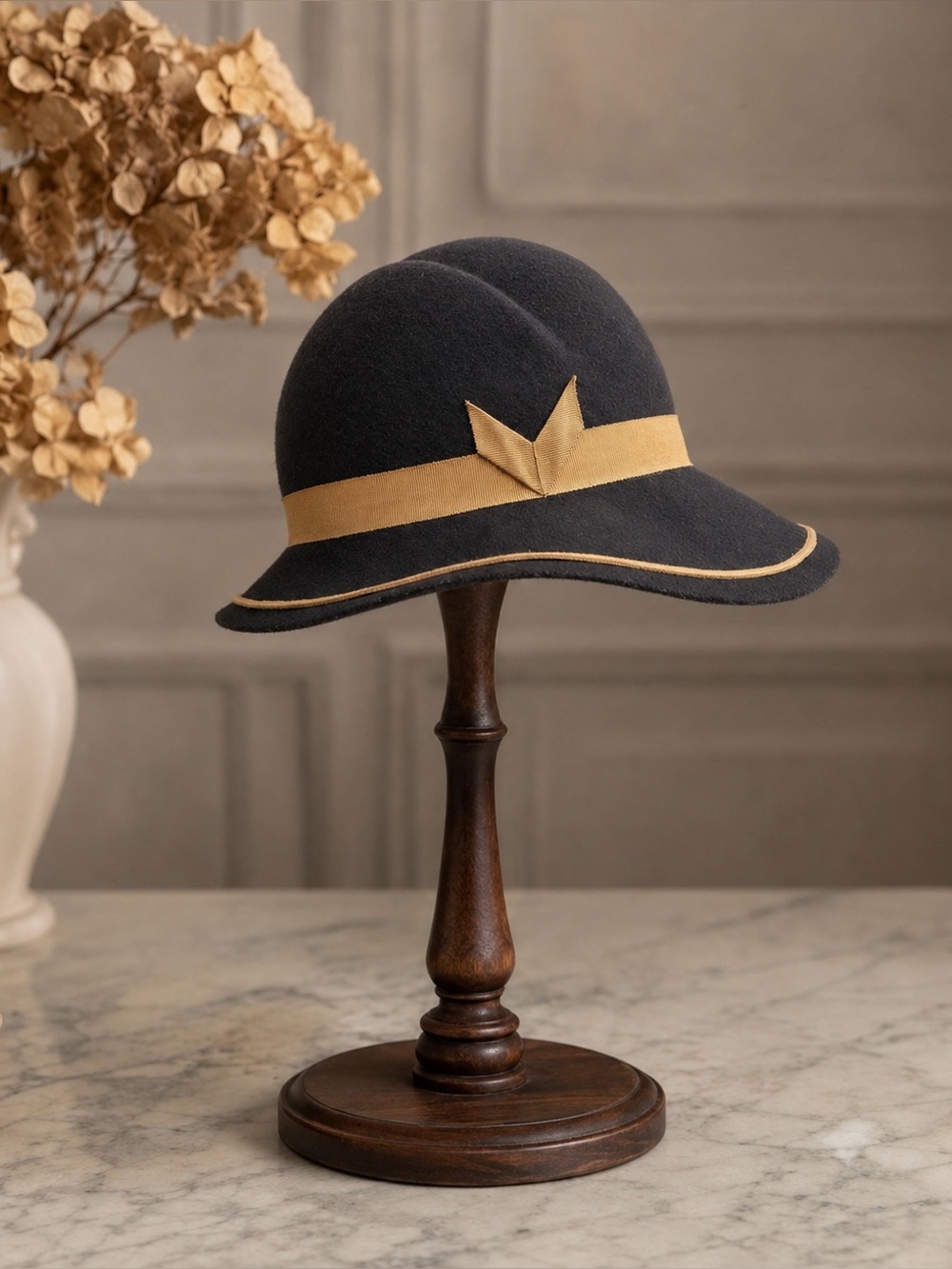 Anita Pineault Vintage Black & Tan Wool Cloche Hat